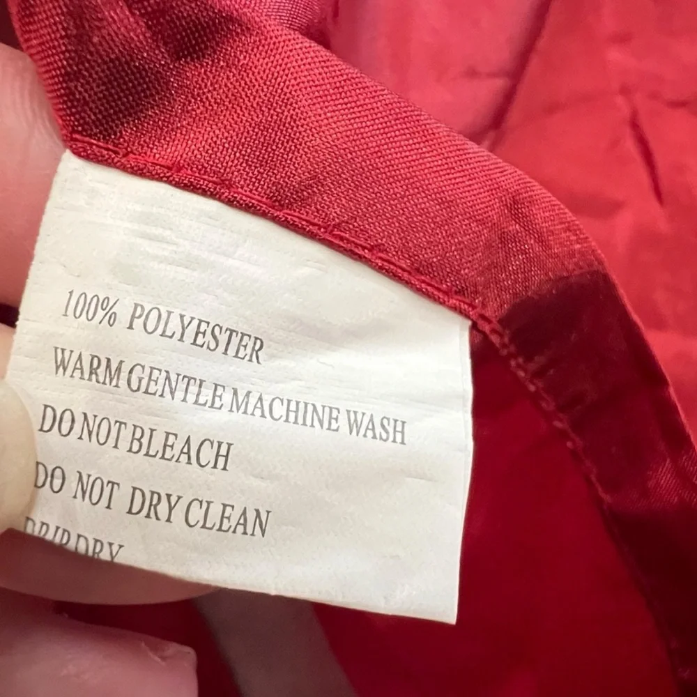N/A red satin